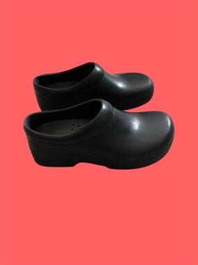 Non-Slip Women’s Work Klog